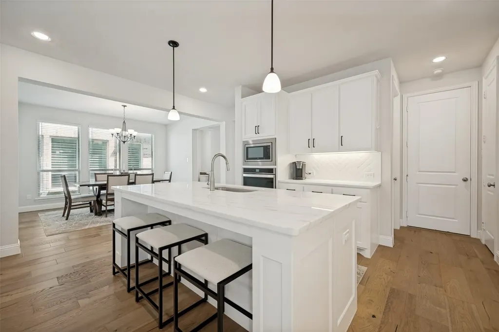 8440 Colburn The Colony TX 75056