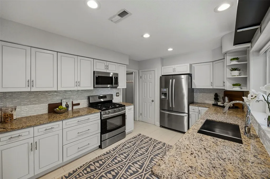 4817 Winthrop Avenue E Fort Worth TX 76116