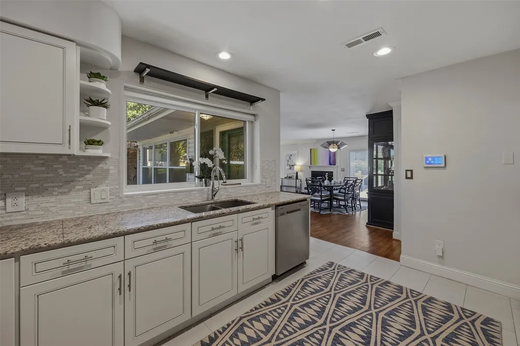 4817 Winthrop Avenue E Fort Worth TX 76116