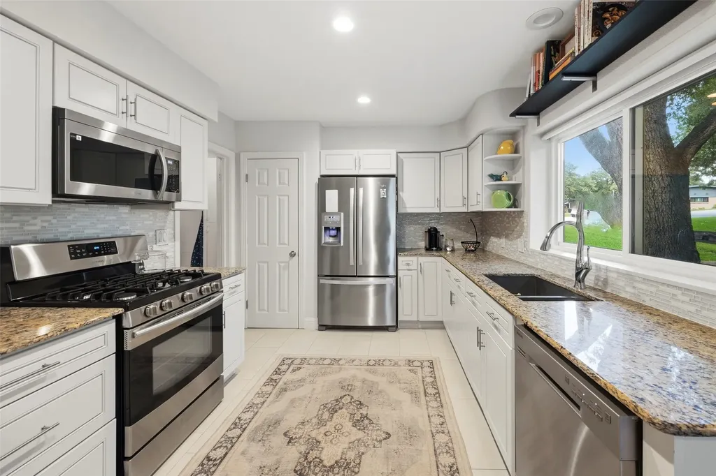 4817 Winthrop Avenue E Fort Worth TX 76116