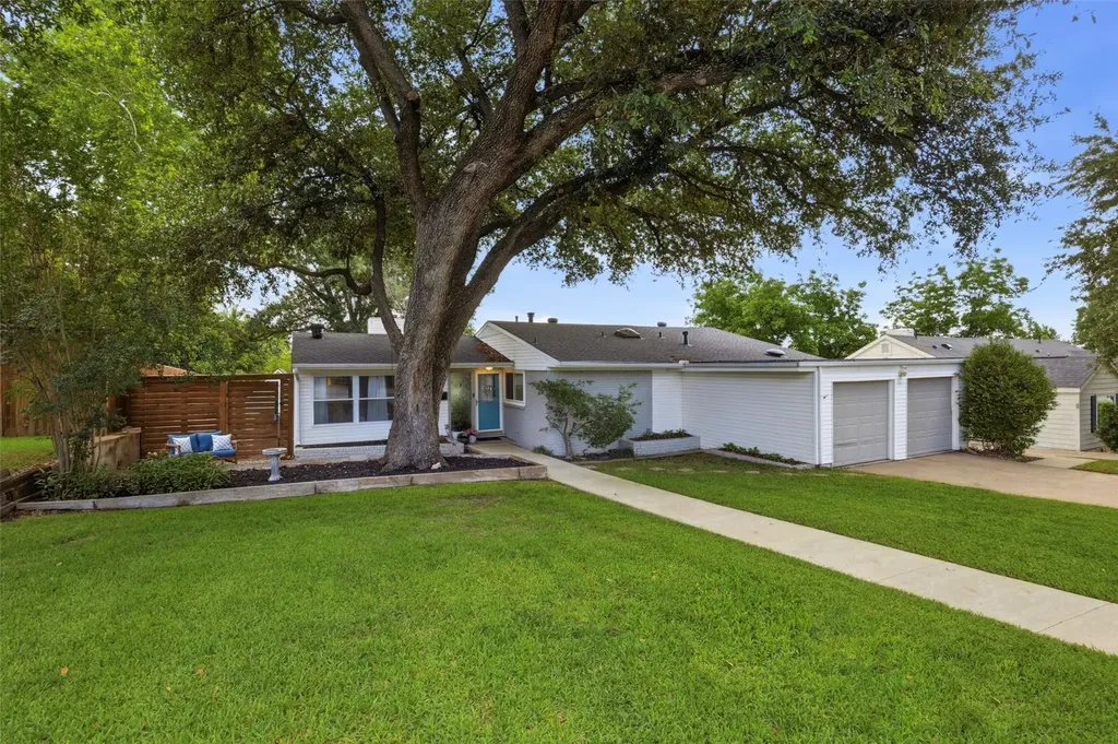 4817 Winthrop Avenue E Fort Worth TX 76116