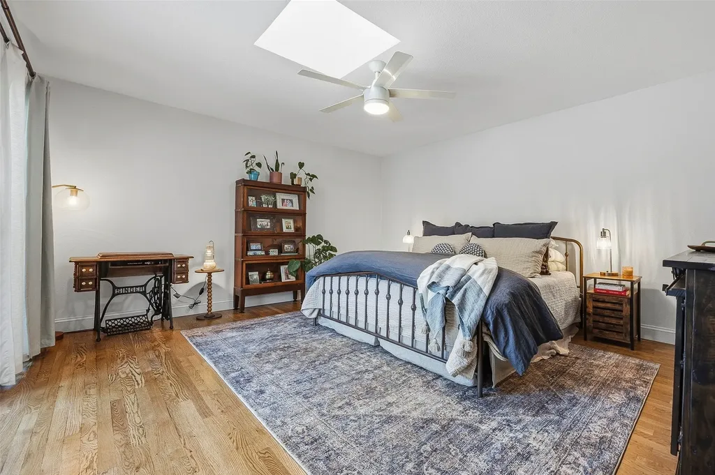4817 Winthrop Avenue E Fort Worth TX 76116