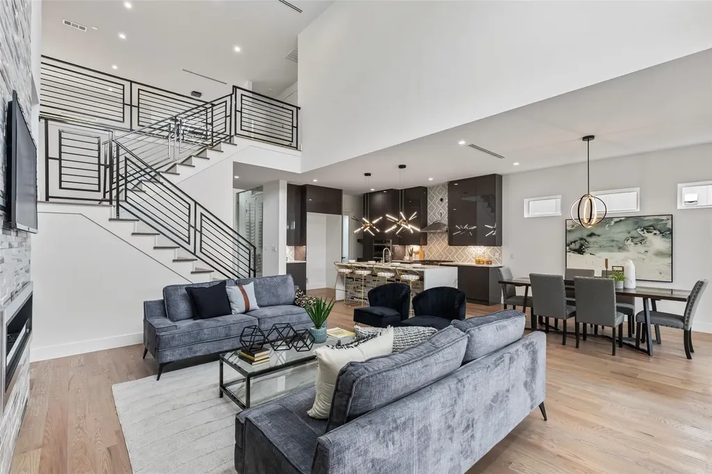 4711 Cowan Avenue Dallas TX 75209