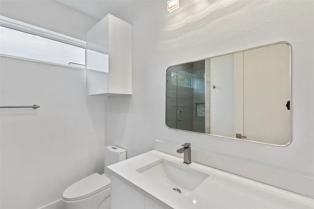4711 Cowan Avenue Dallas TX 75209