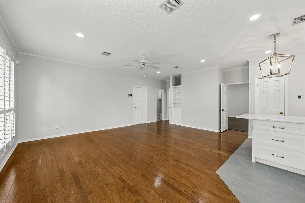 716 Meadow Mountain Drive Waco TX 76712