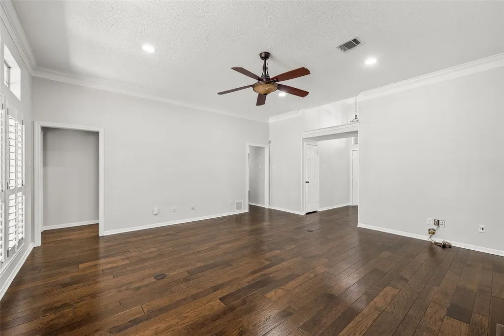 716 Meadow Mountain Drive Waco TX 76712