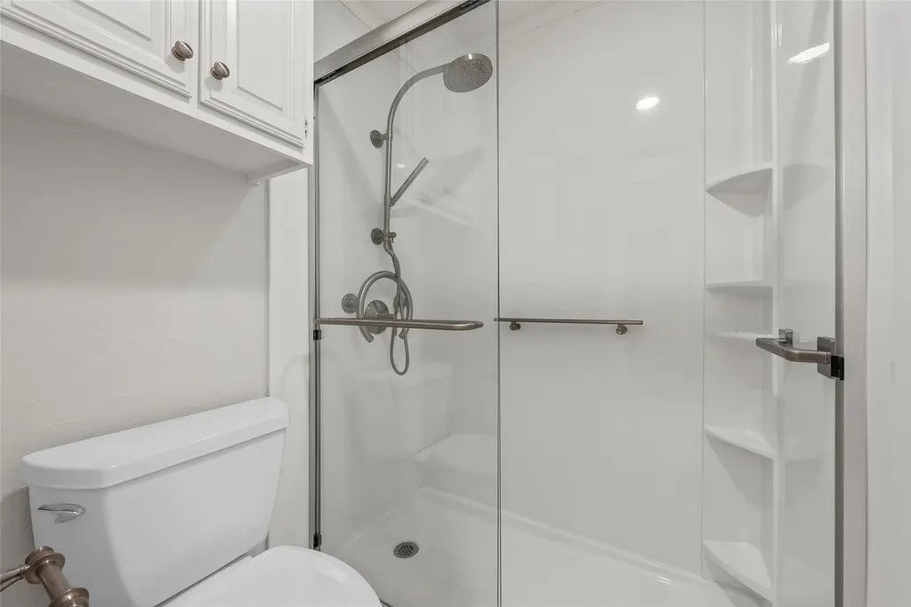 716 Meadow Mountain Drive Waco TX 76712