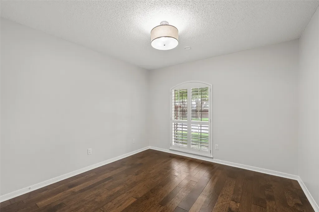716 Meadow Mountain Drive Waco TX 76712