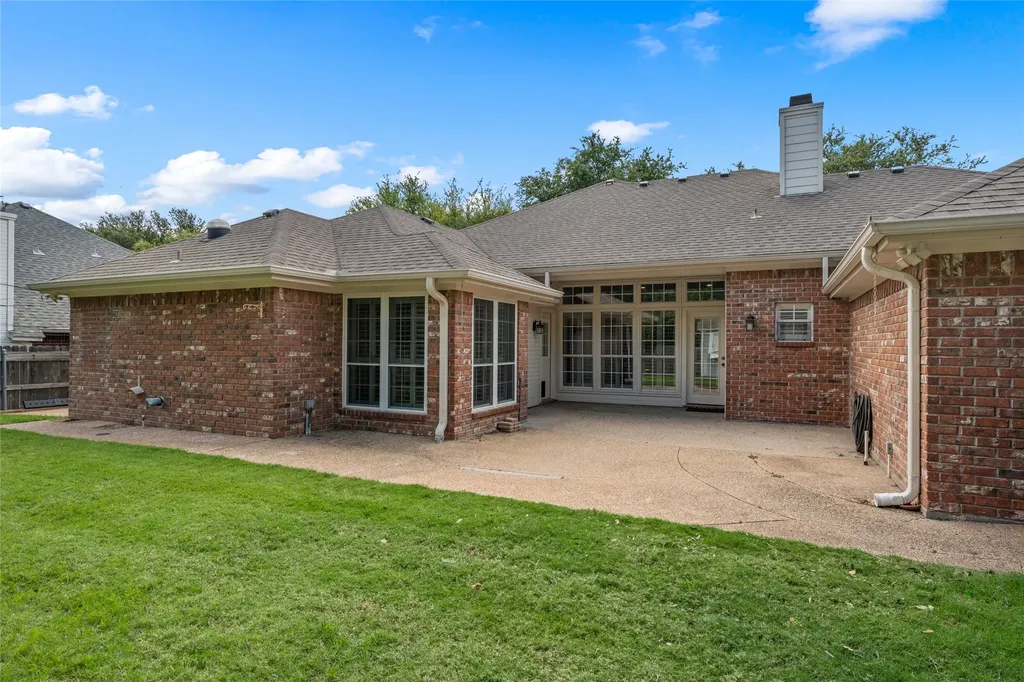 716 Meadow Mountain Drive Waco TX 76712