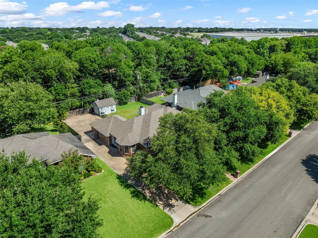 716 Meadow Mountain Drive Waco TX 76712