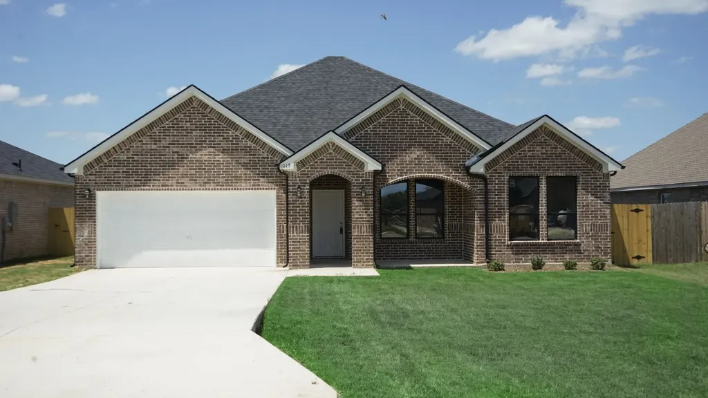 1011 Springview Lane Mabank TX 75147