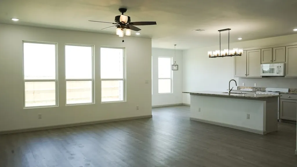 1011 Springview Lane Mabank TX 75147