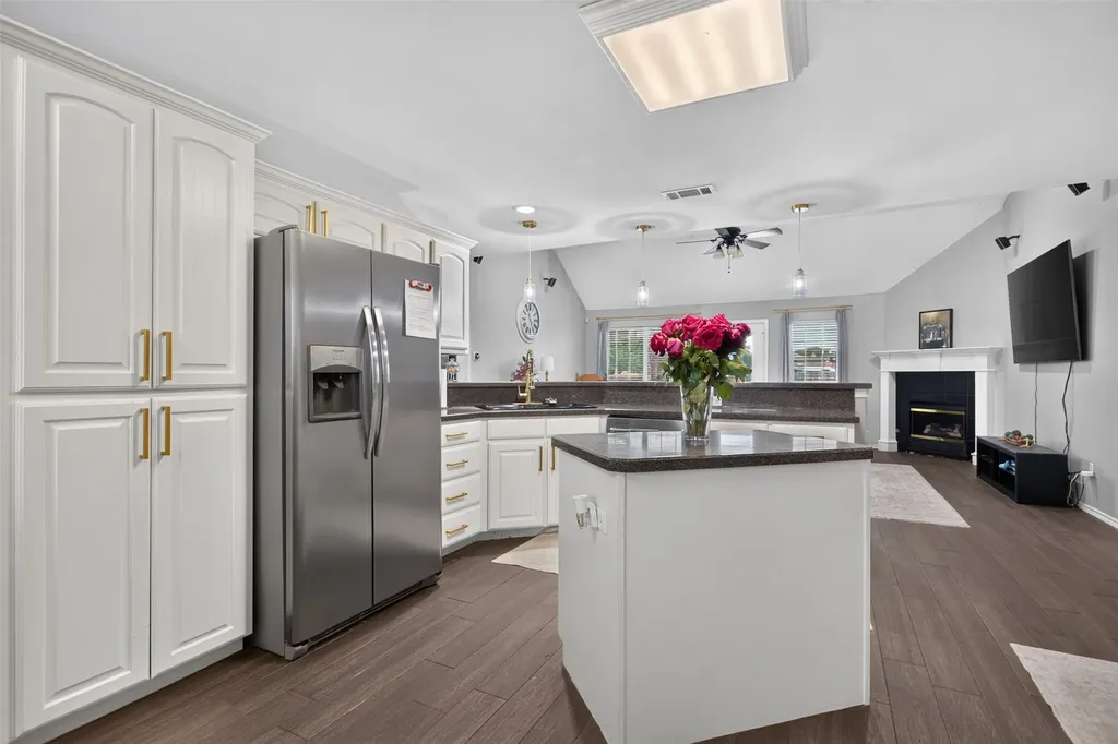 100 Radecke Road Krum TX 76249
