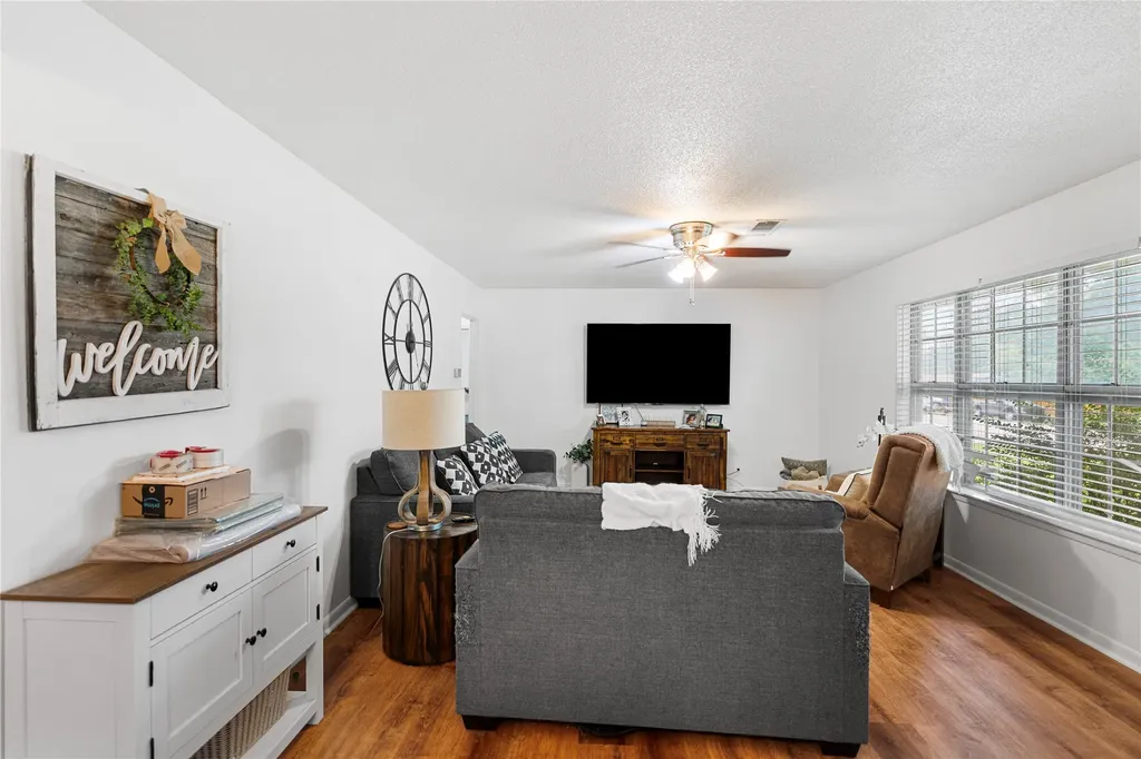 603 E 5th Street Muenster TX 76252