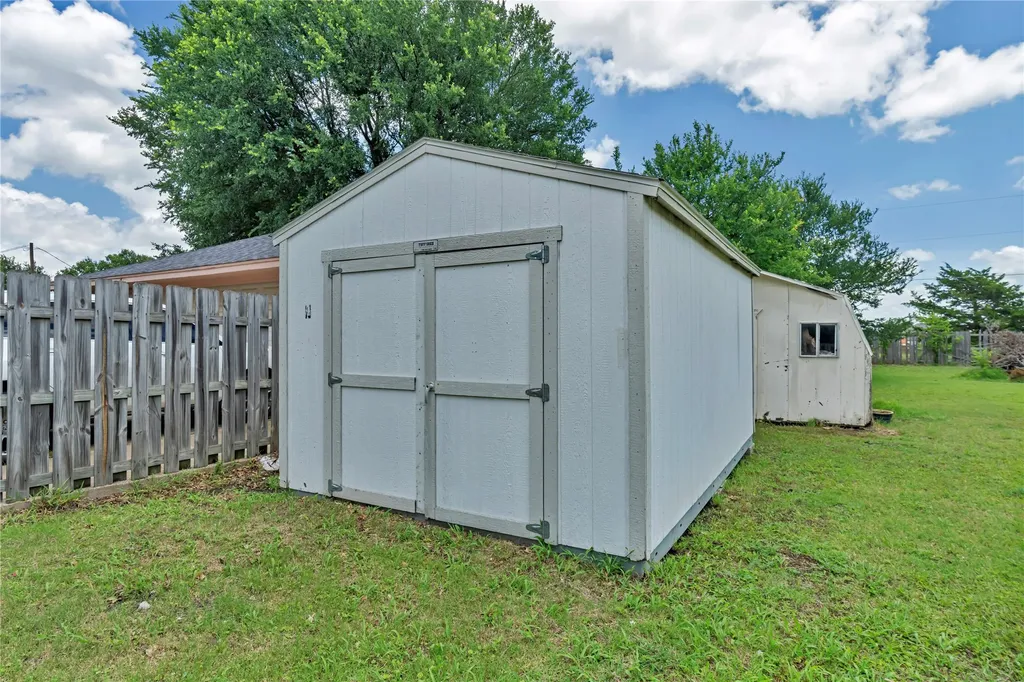 108 Prairie Creek Road Red Oak TX 75154