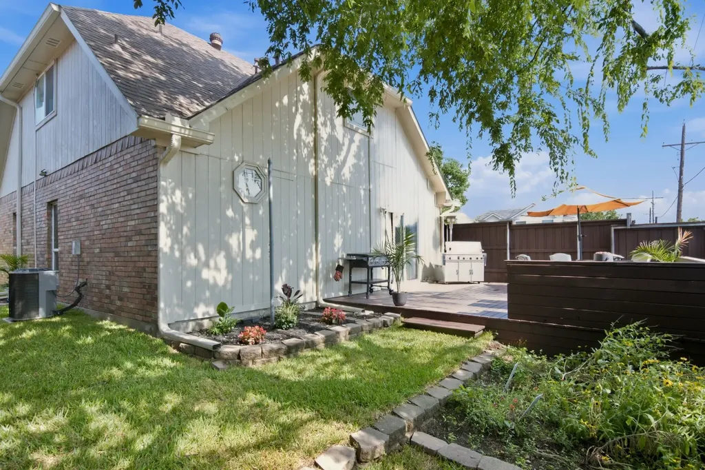 2069 Stillwater Place Lewisville TX 75067