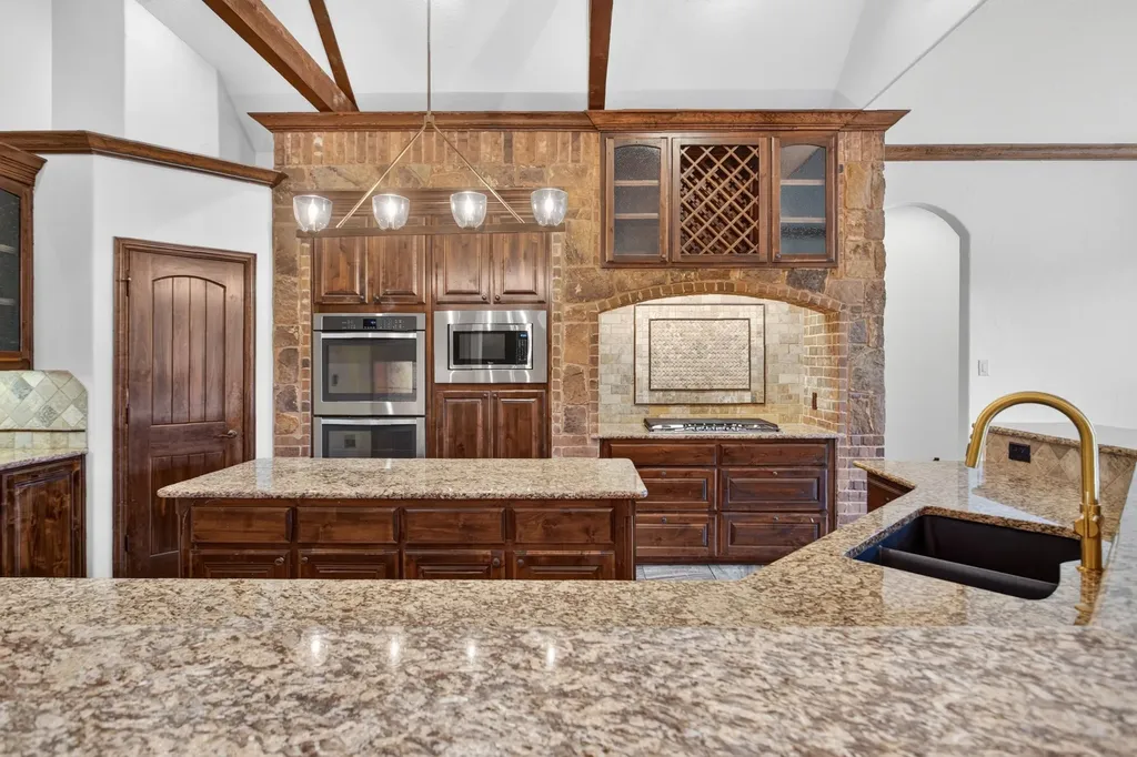 1201 Bluff Springs Drive Fort Worth TX 76052