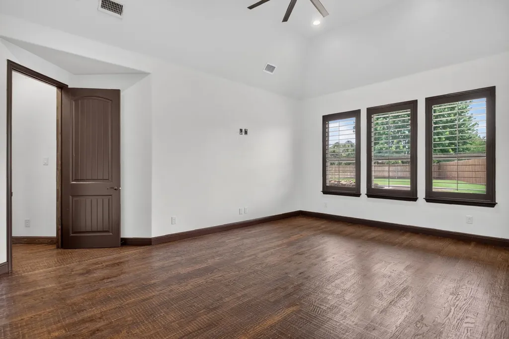 1201 Bluff Springs Drive Fort Worth TX 76052