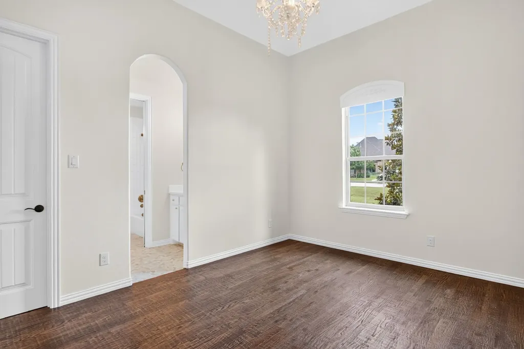 1201 Bluff Springs Drive Fort Worth TX 76052