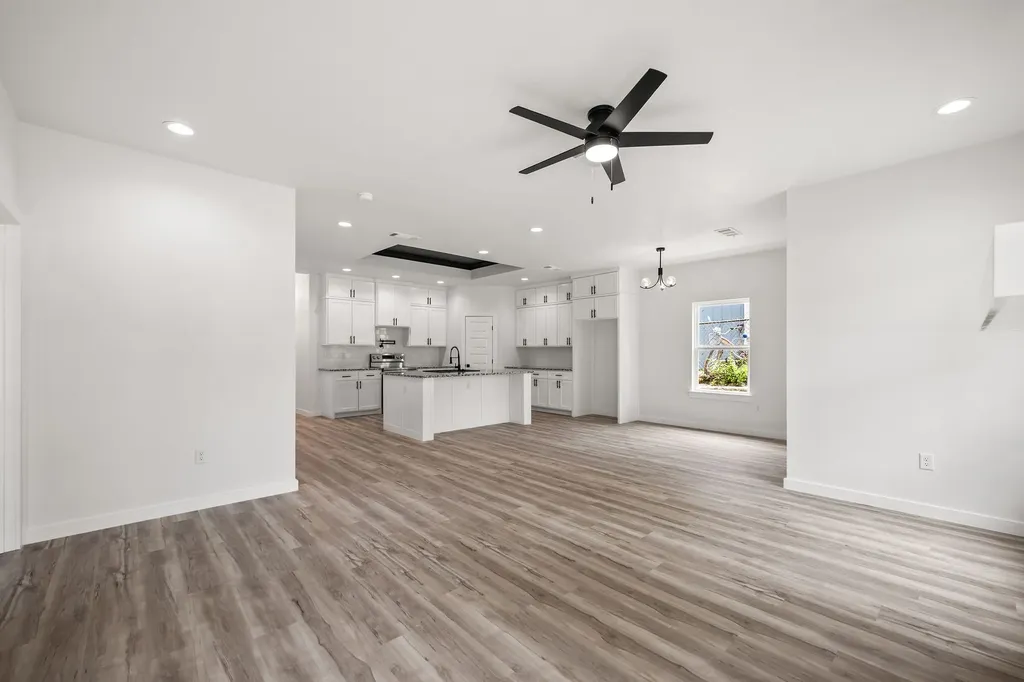 3005 Hanna Avenue Fort Worth TX 76106