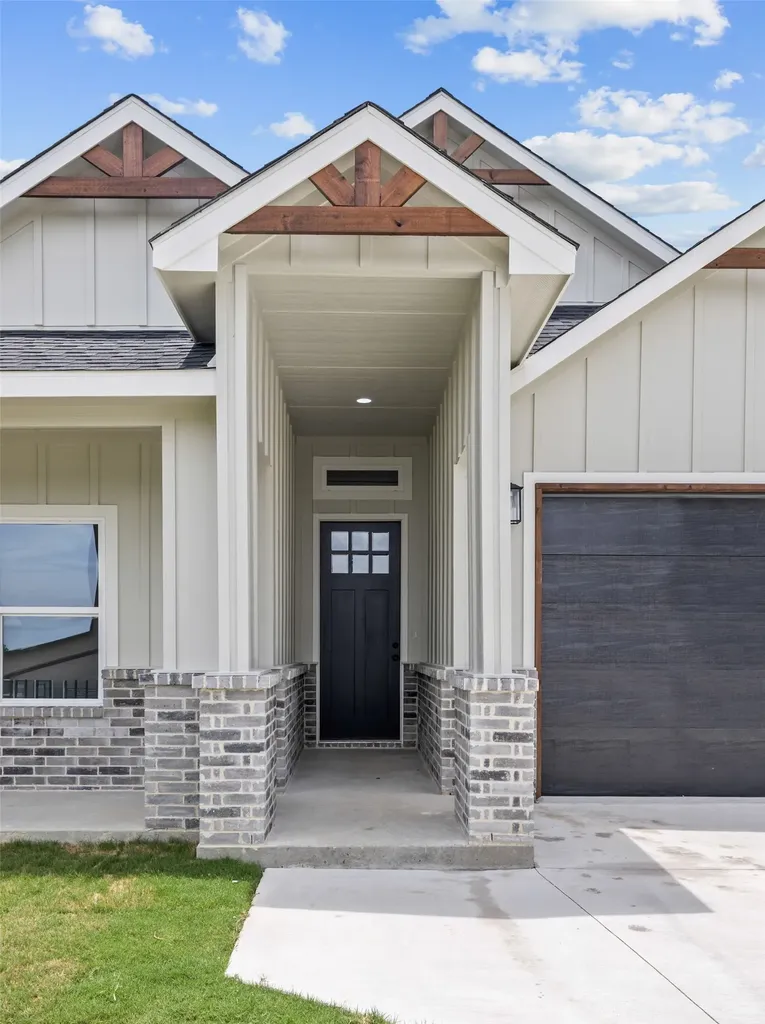 3005 Hanna Avenue Fort Worth TX 76106