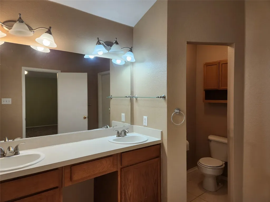 3913 Chimney Rock Drive Denton TX 76210