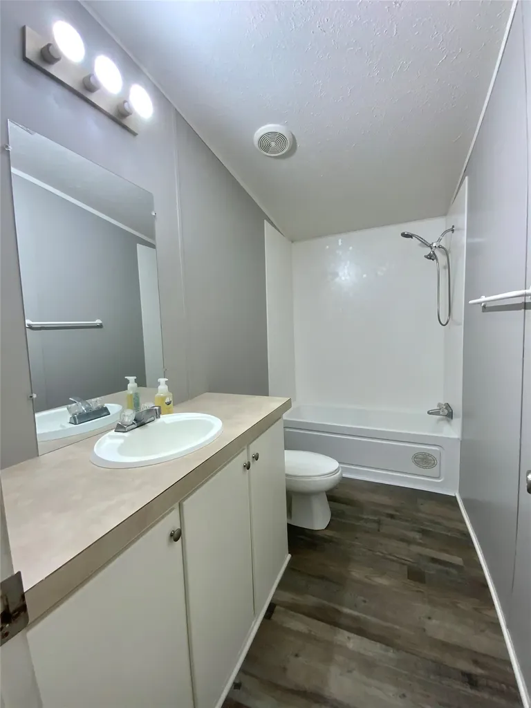 801 County Road 213 Venus TX 76084