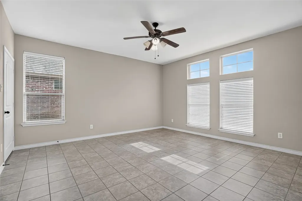 1500 Wren Street Desoto TX 75115