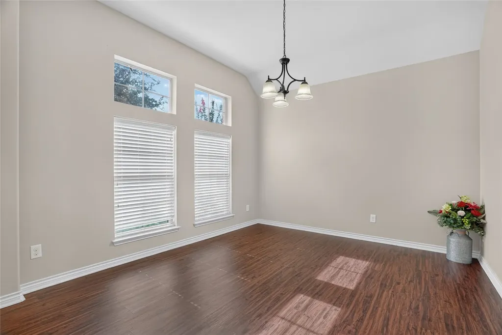 1500 Wren Street Desoto TX 75115