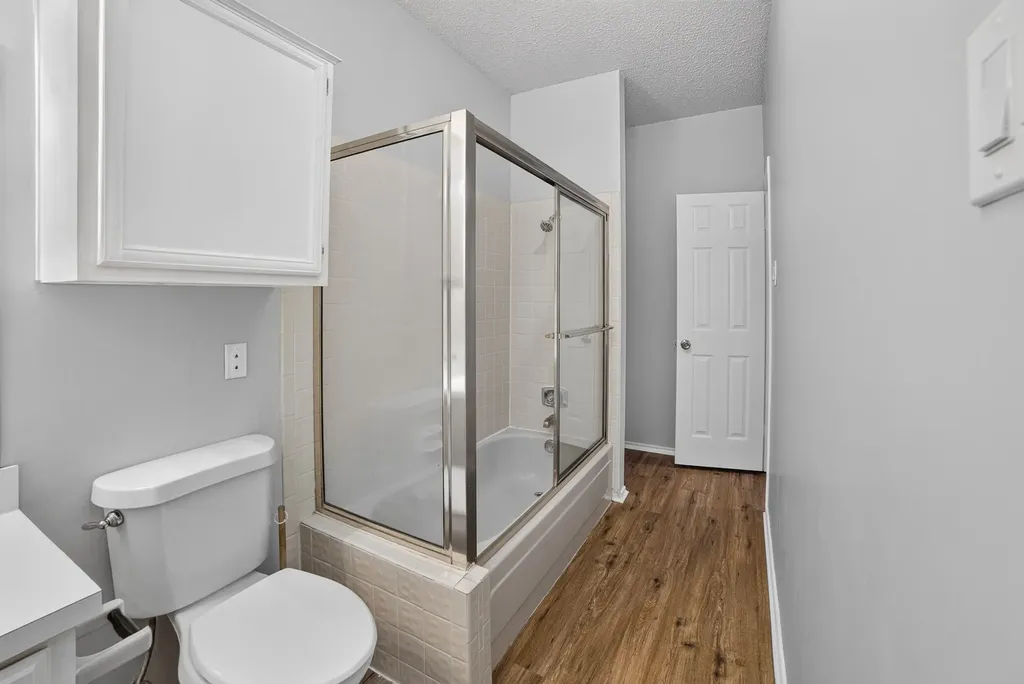 2101 Count Fleet Drive Arlington TX 76011