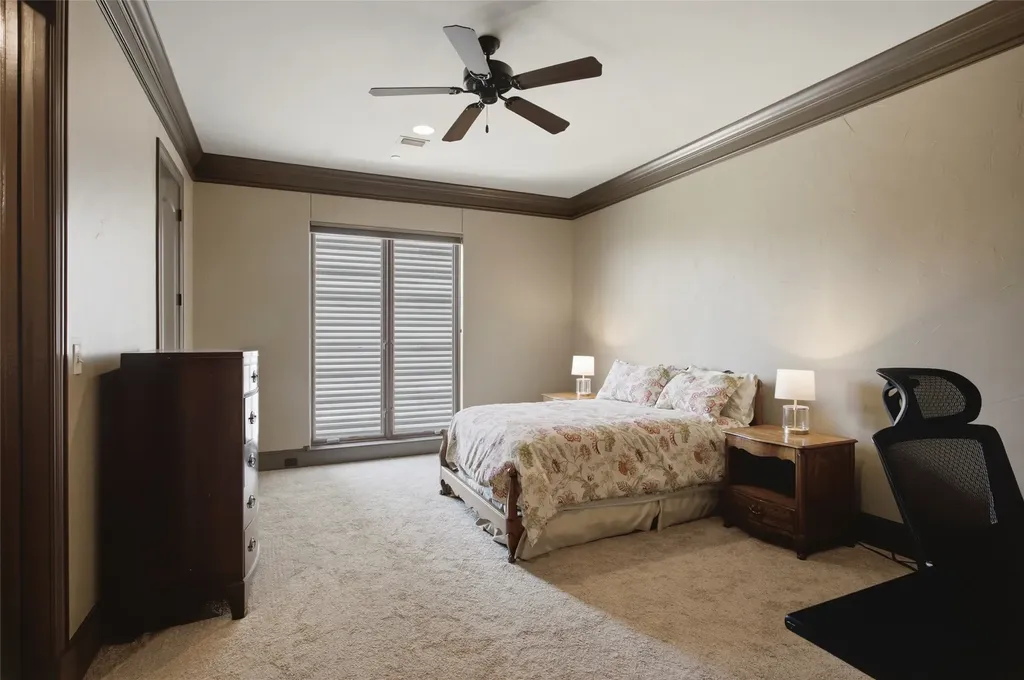 501 Samuels Avenue Fort Worth TX 76102