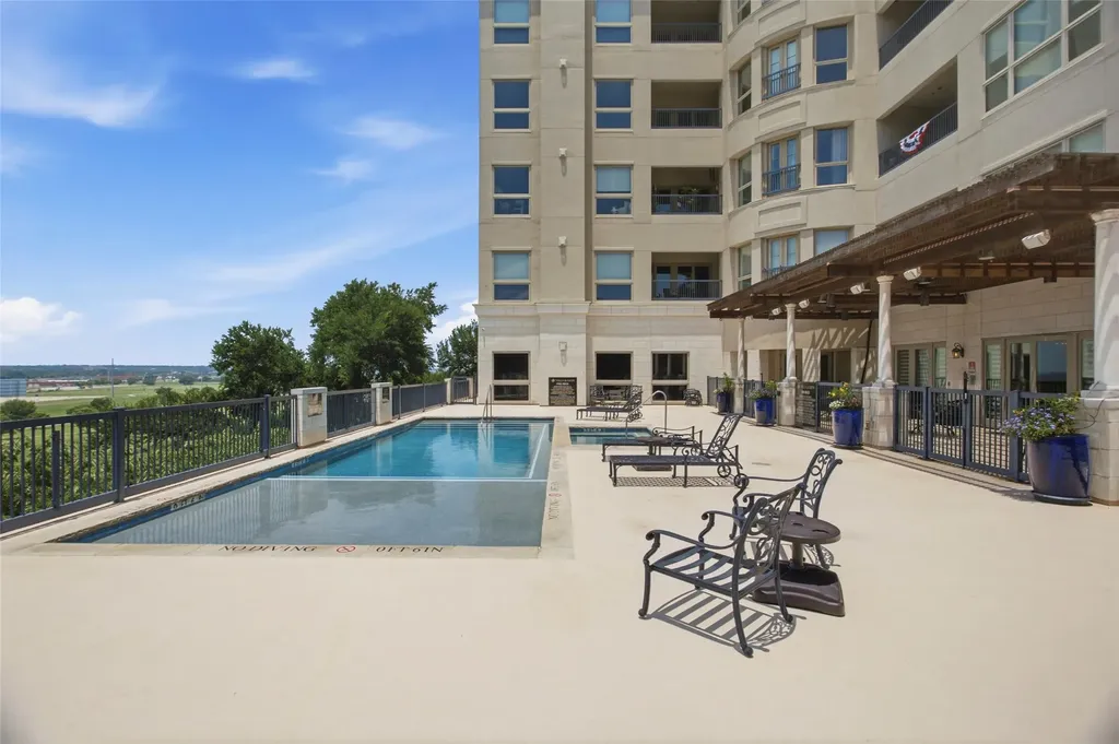 501 Samuels Avenue Fort Worth TX 76102