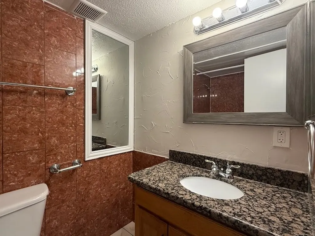 12802 Midway Road Dallas TX 75244