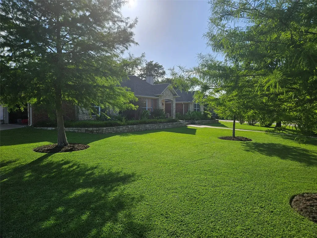 103 Heritage Place Glen Rose TX 76043