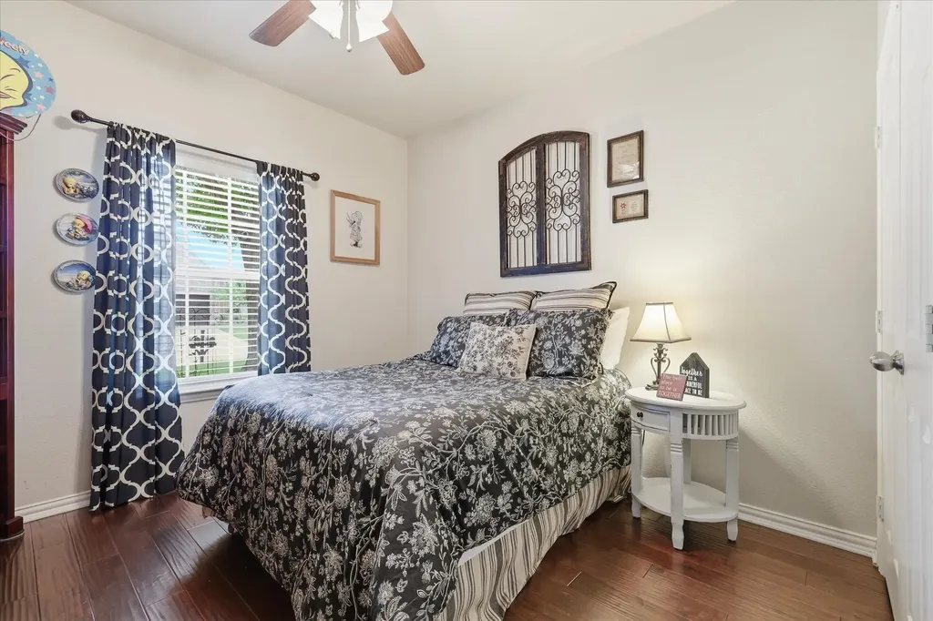 523 Clancy Lane Lake Dallas TX 75065