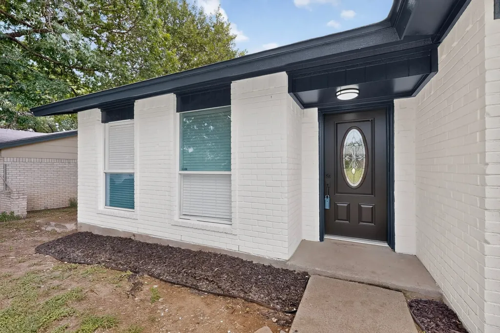 1516 Duet Drive Dallas TX 75241