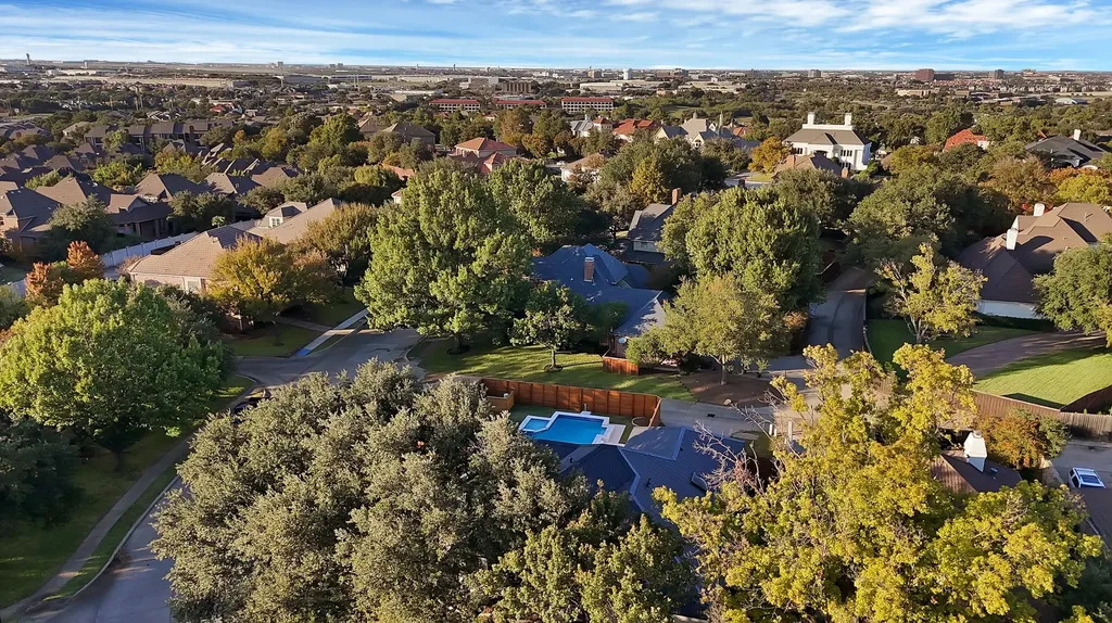 1913 Crockett Circle Irving TX 75038