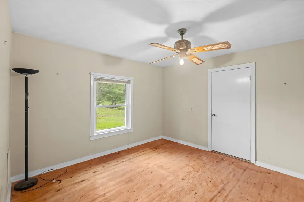 16912 Fm 44 Avery TX 75554