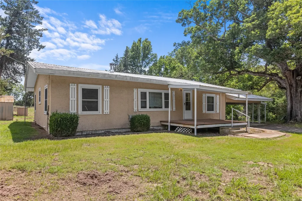 16912 Fm 44 Avery TX 75554