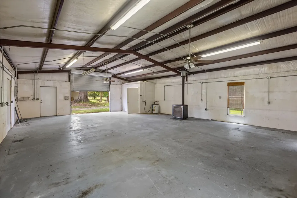 16912 Fm 44 Avery TX 75554