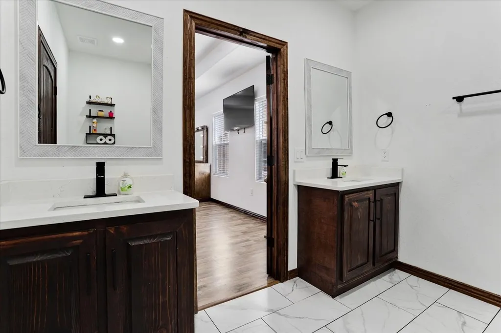 4248 N Fm 273 Ivanhoe TX 75447