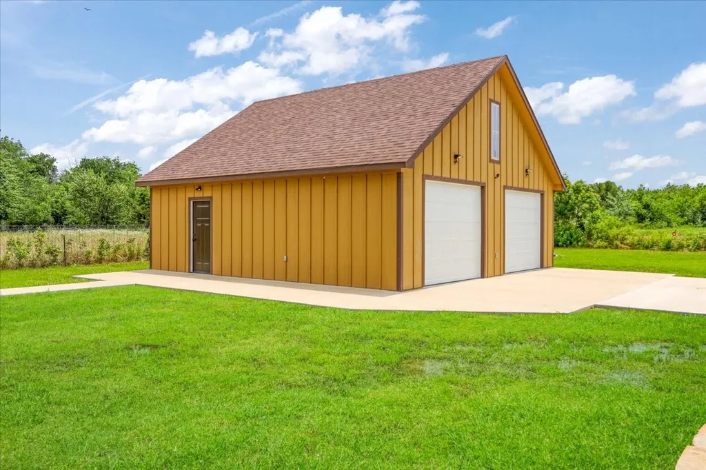 4248 N Fm 273 Ivanhoe TX 75447