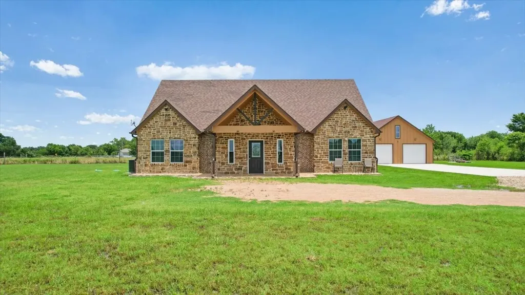 4248 N Fm 273 Ivanhoe TX 75447