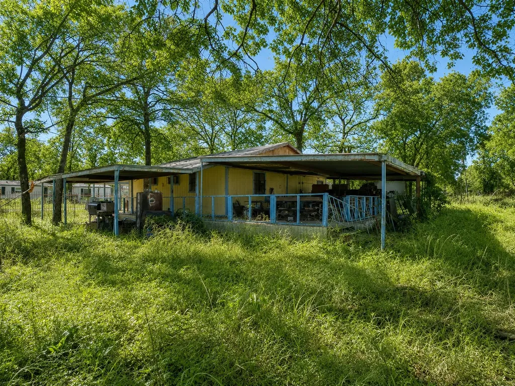 108 Blackfoot Drive Mabank TX 75156