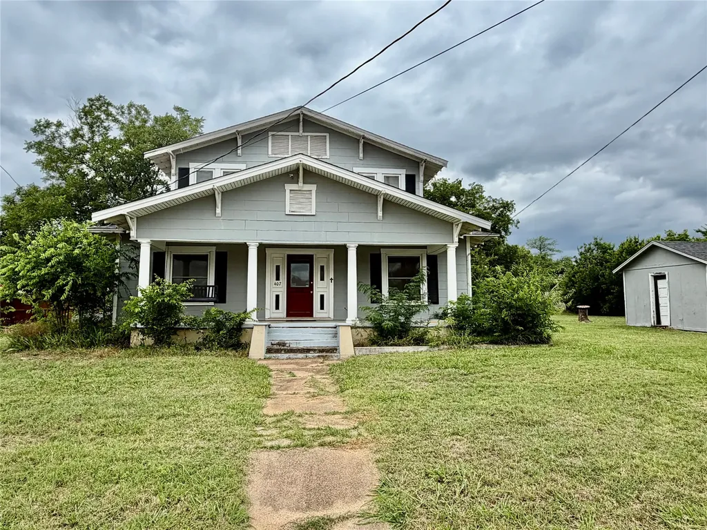 407 S Lamar Street Eastland TX 76448
