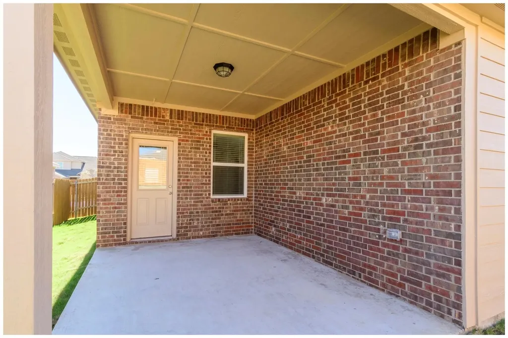 1224 Arizona Princeton TX 75407