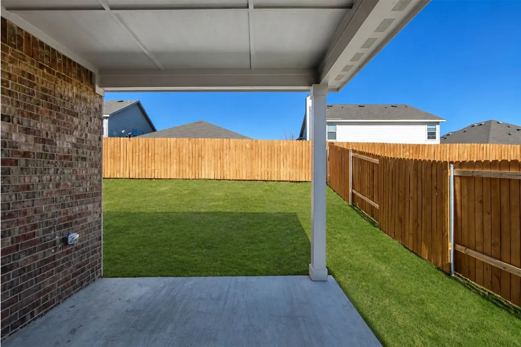 1224 Arizona Princeton TX 75407