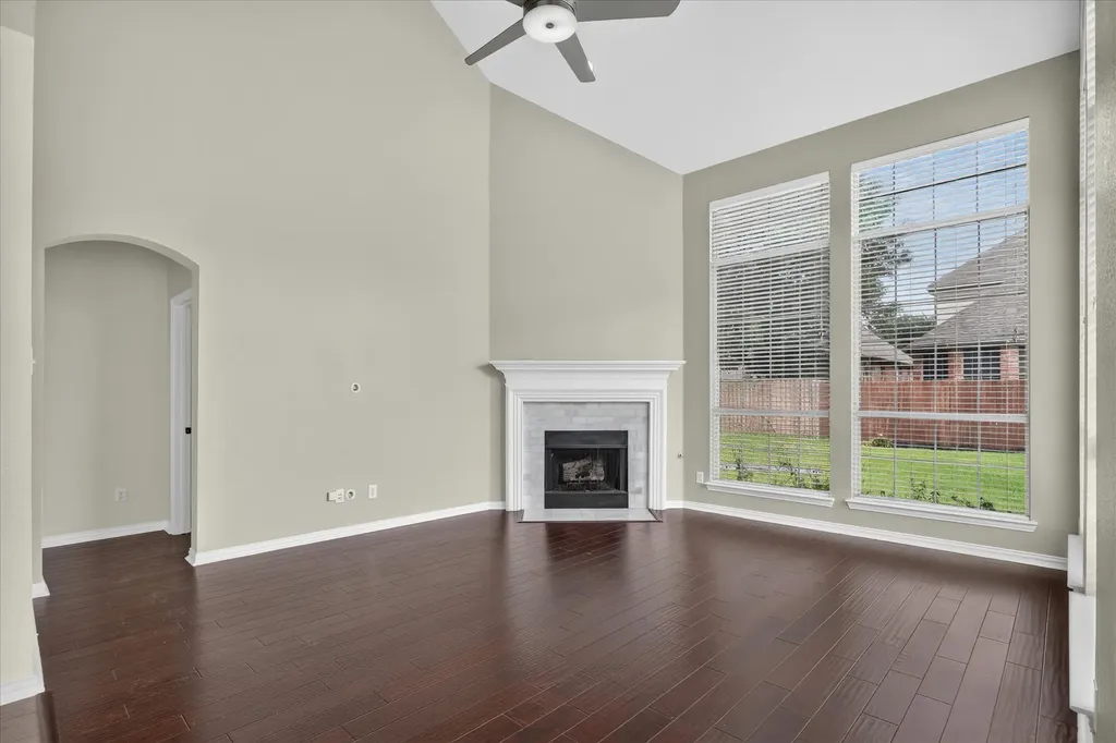 2644 Coral Cove Drive Grand Prairie TX 75054