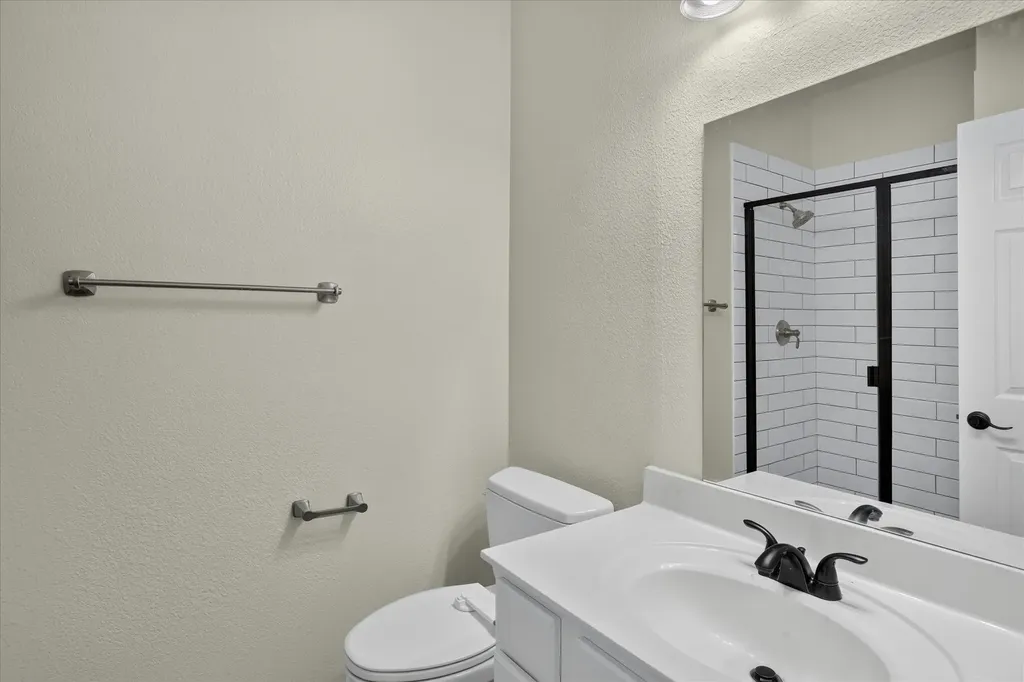 2644 Coral Cove Drive Grand Prairie TX 75054
