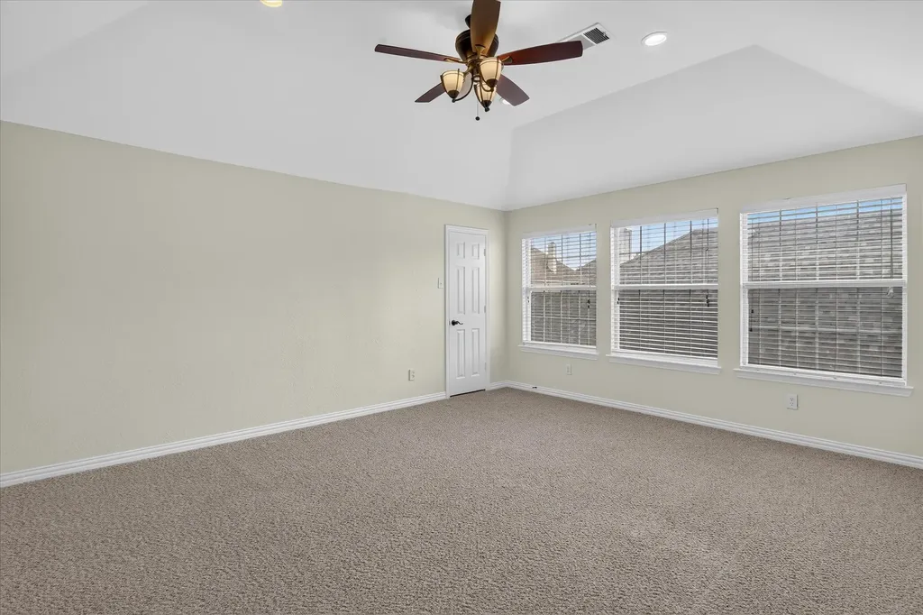2644 Coral Cove Drive Grand Prairie TX 75054